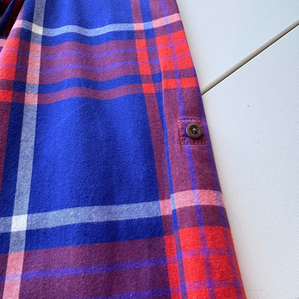 The North Face Plaid Button Down Women’s Shirt - Picture 5 of 6